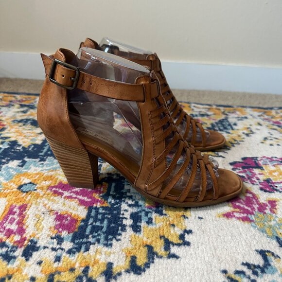 Paul Green Christy Leather Sandals Womens Size 5 US 7.5 Stacked Heel Cutouts Mod - Picture 11 of 11
